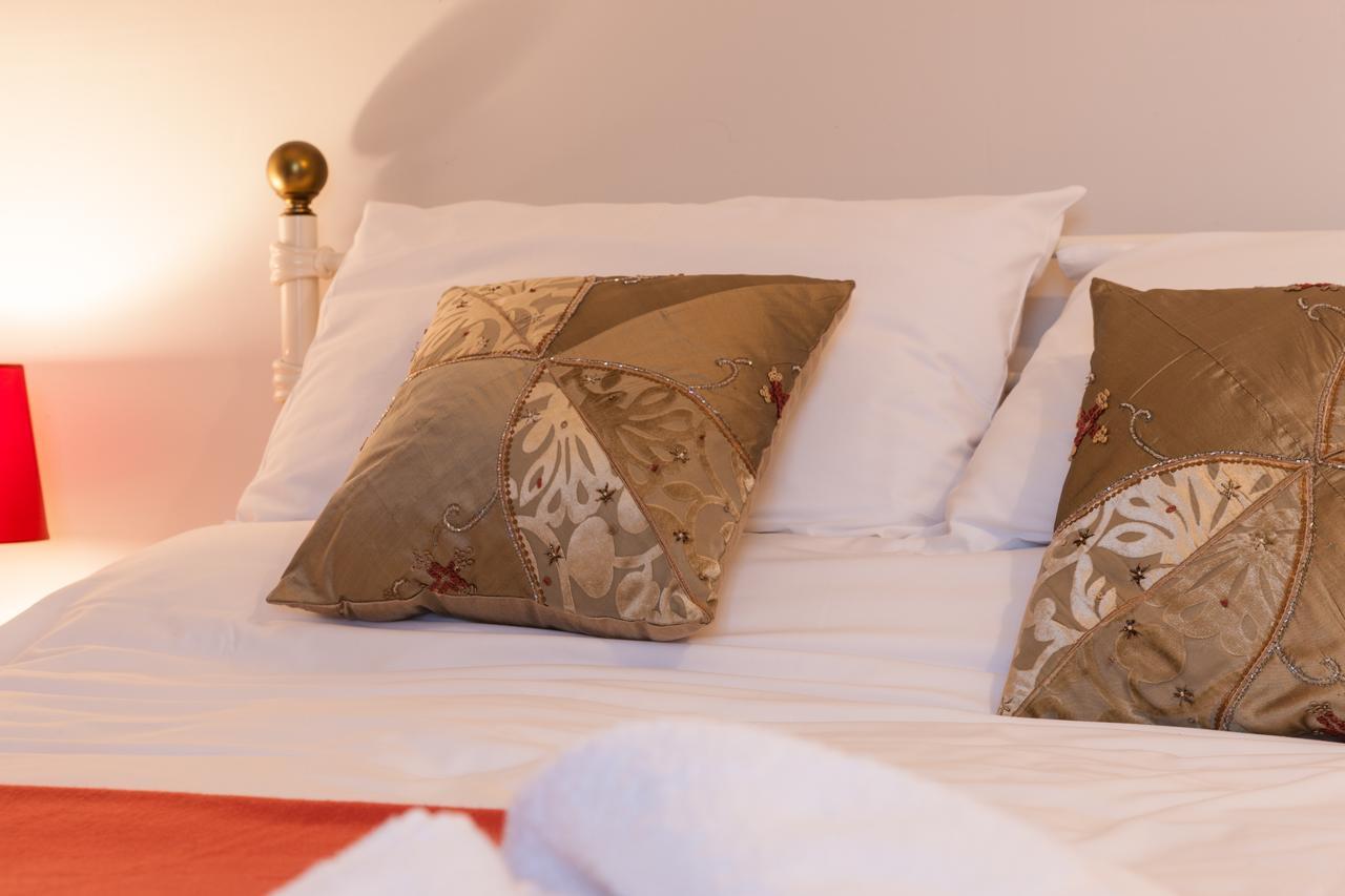 The Crown At Whitchurch Ross-on-Wye Extérieur photo